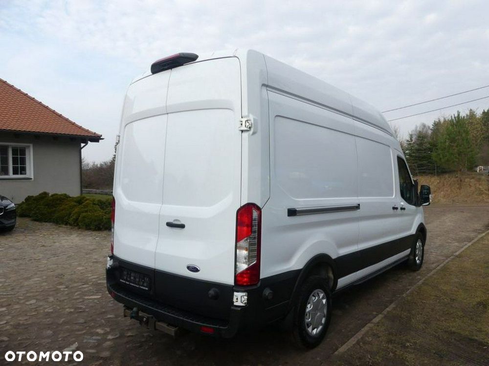 Ford Transit - 24