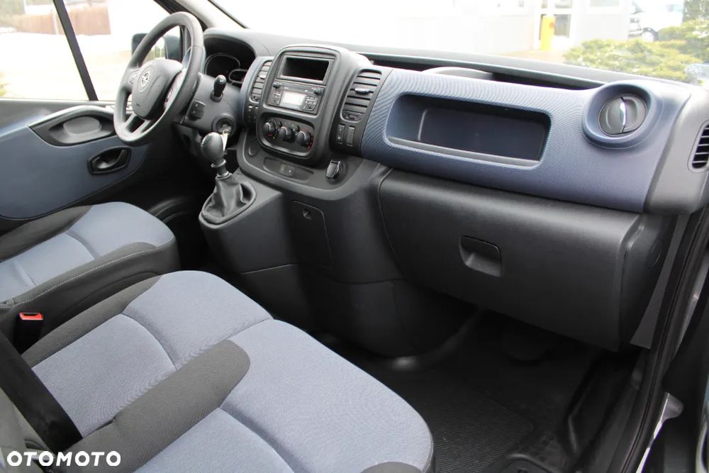 Opel Vivaro - 15