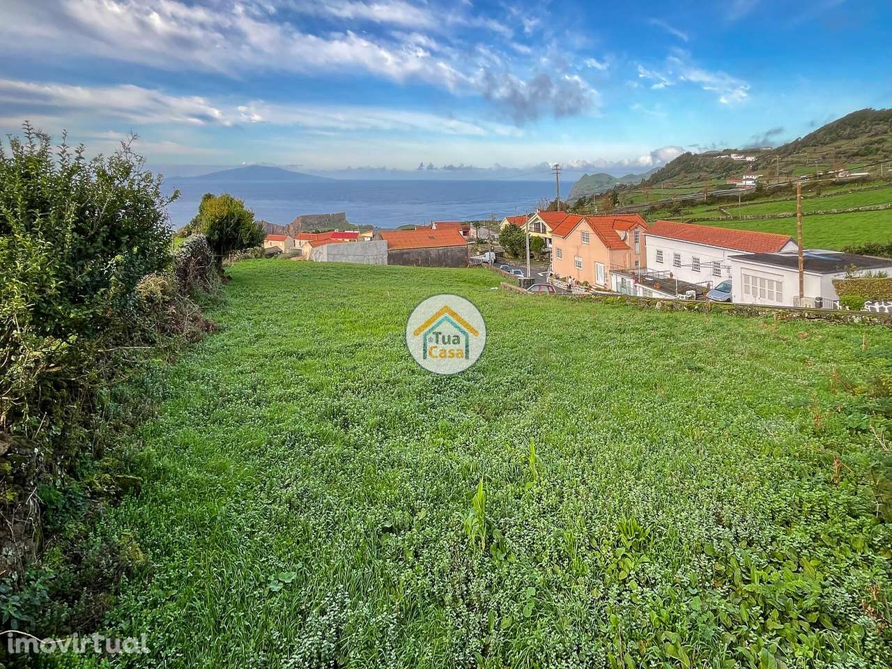 Terreno com Vistas sobre o Pico, Faial, entre Morro e as Exuberantes P - Grande imagem: 4/24