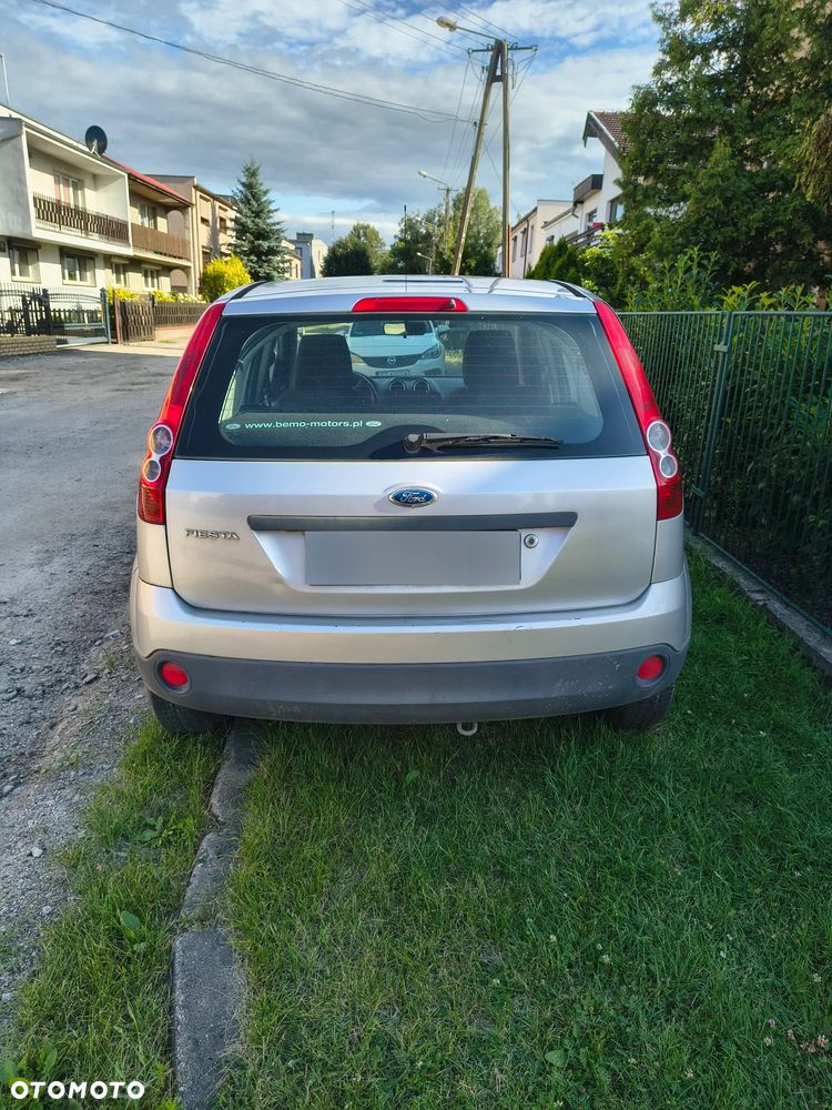 Ford Fiesta 1.3 - 8