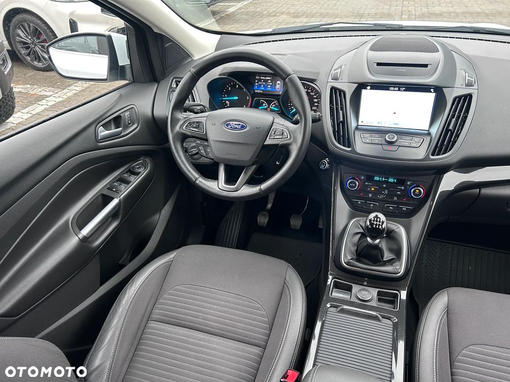 Ford Kuga 2.0 TDCi FWD Titanium - 23
