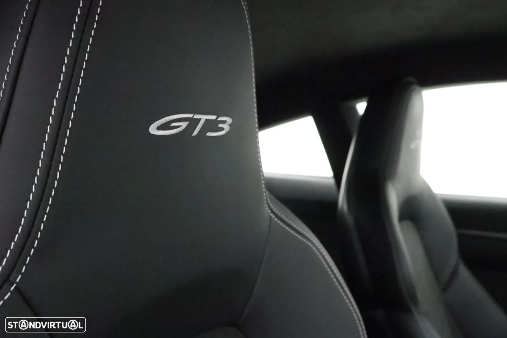 Porsche 911 (992) GT3 PDK - 34