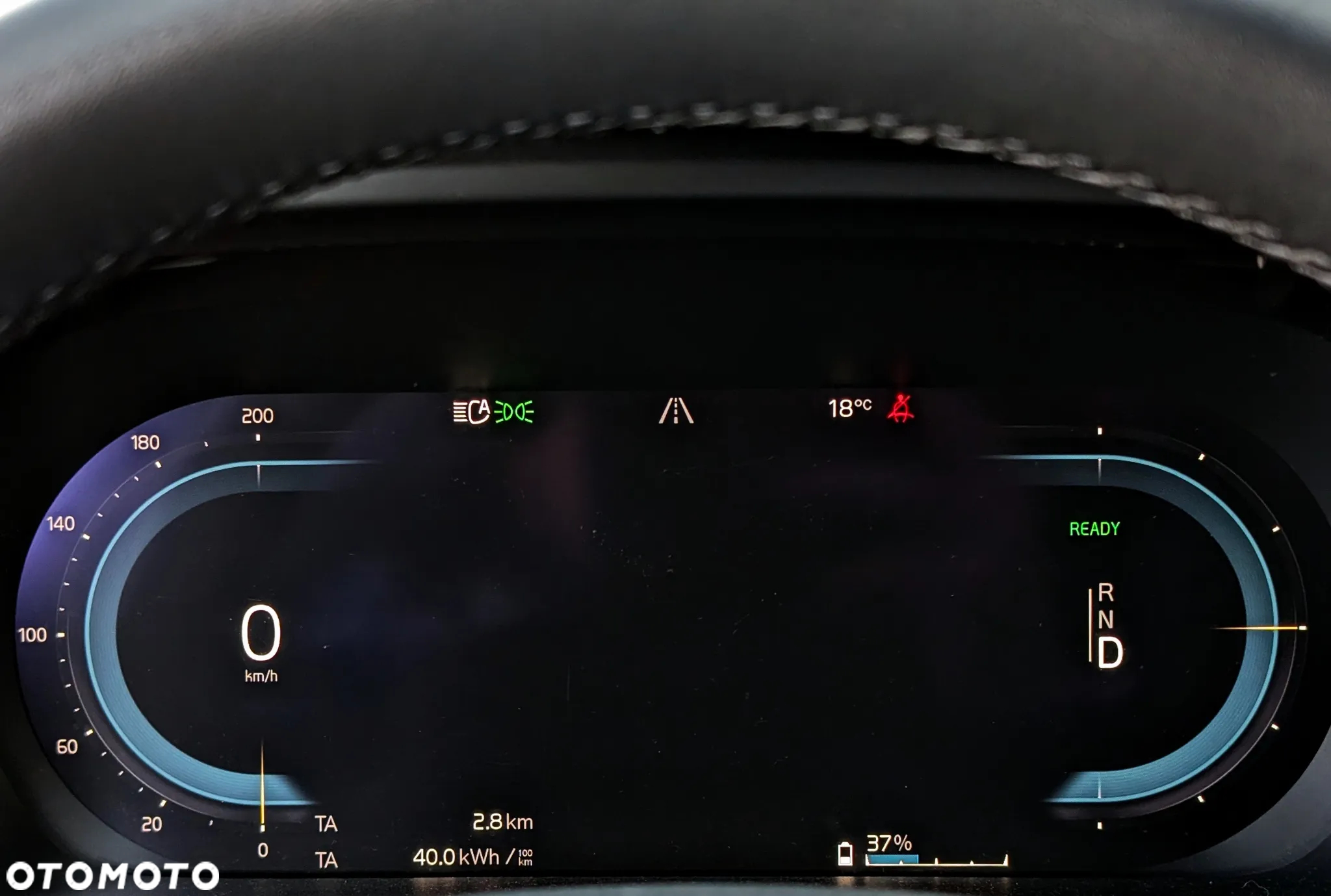 Volvo XC 40 82kWh P8 Recharge AWD Pro - 18