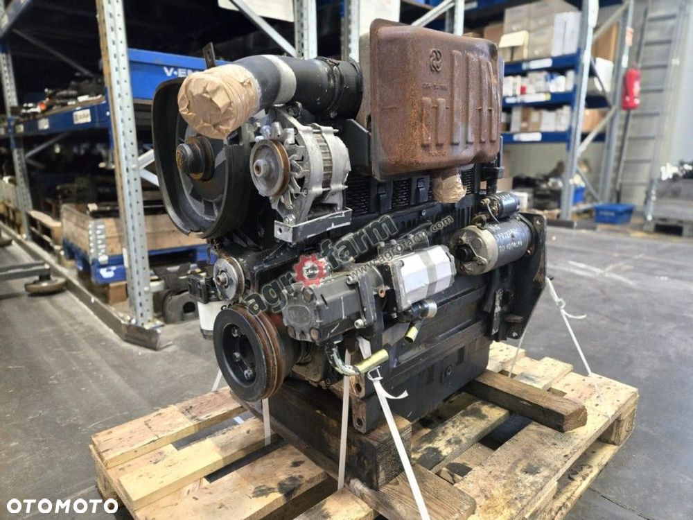 Silnik Case PJN 75, 1000.4A - 3