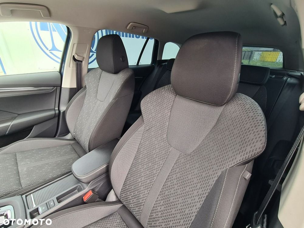 Skoda Octavia 2.0 TDI DSG Style - 30