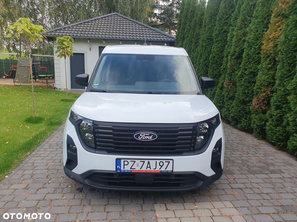 Ford Transit Courier - 3