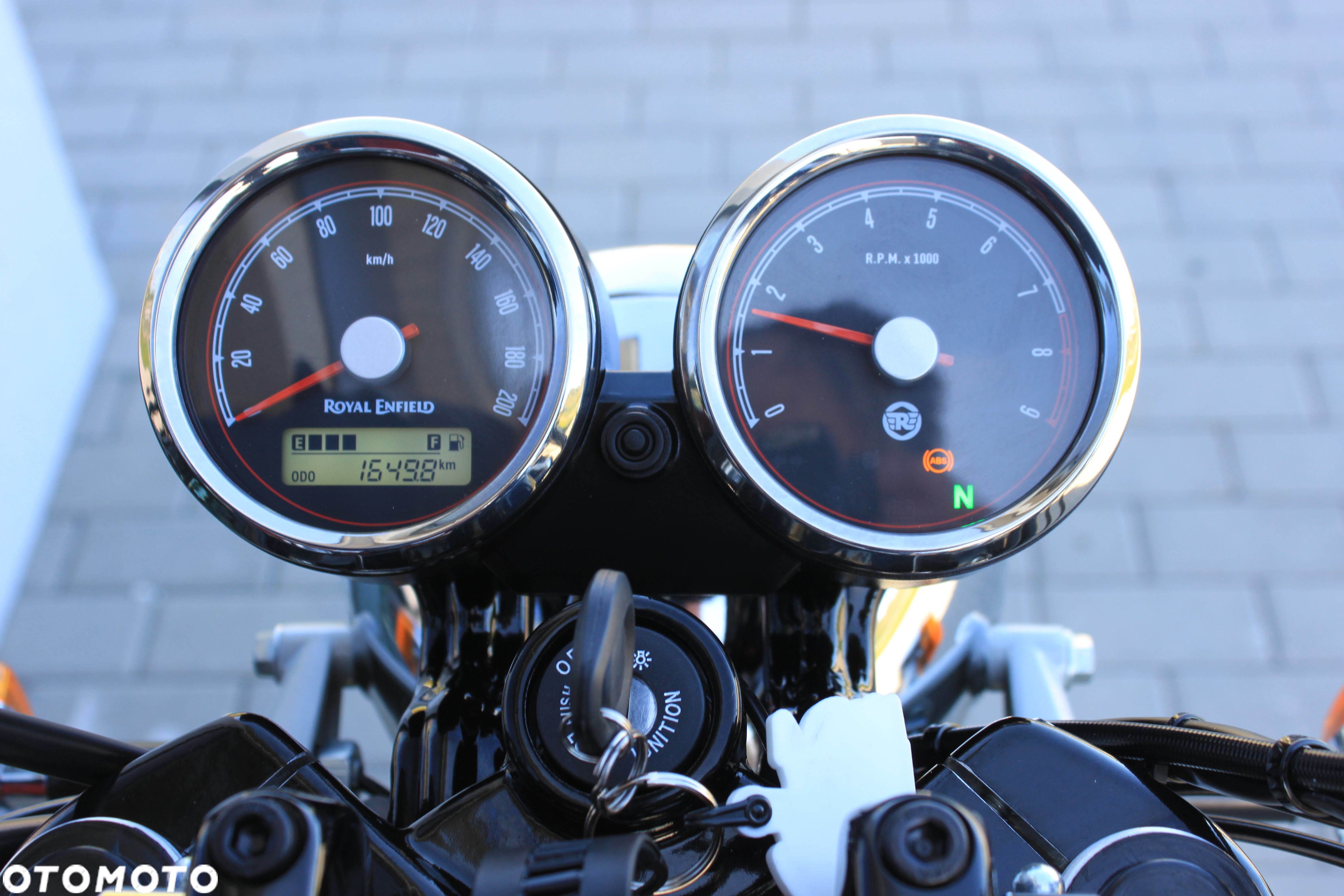 Royal Enfield Interceptor - 8