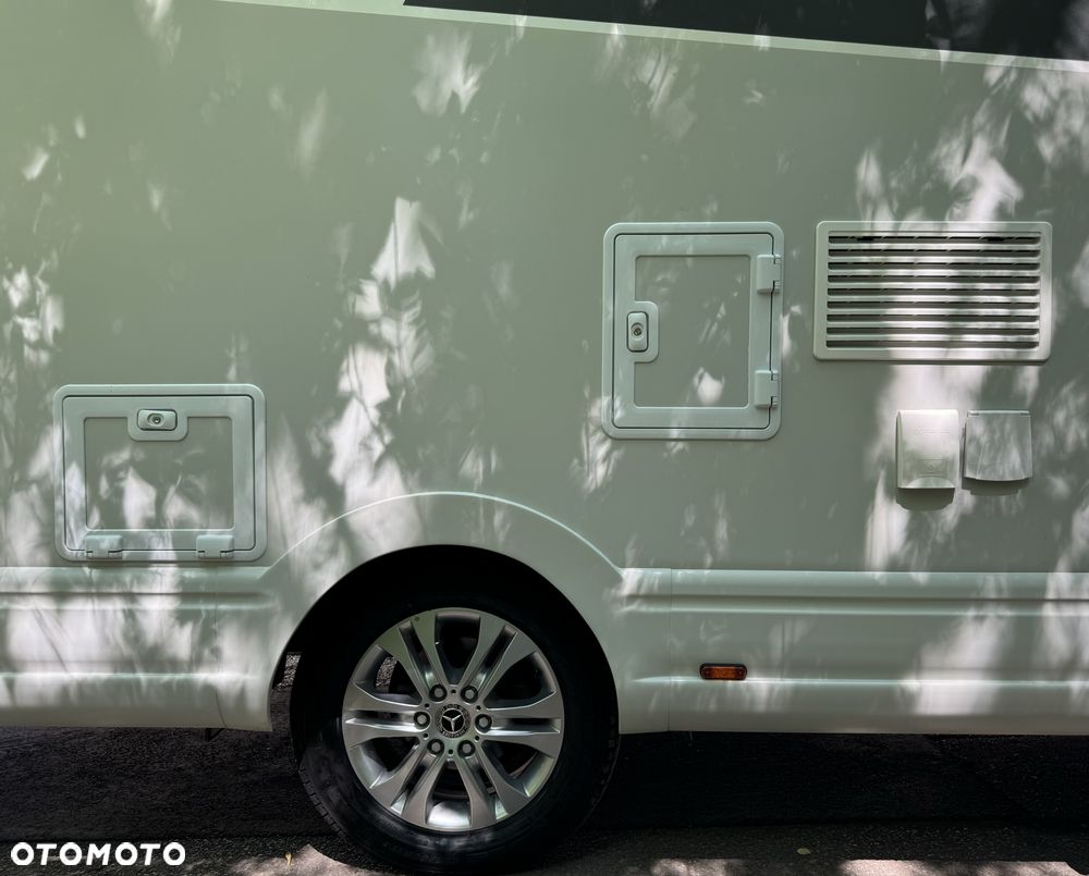 Mercedes-Benz Sprinter - 15