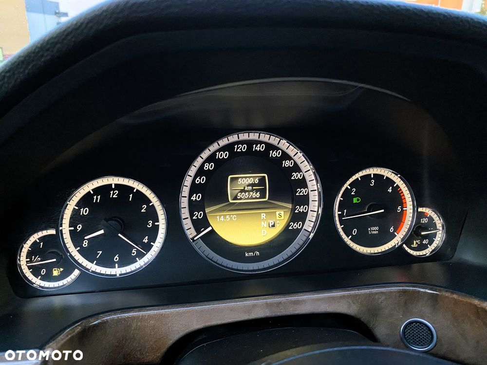 Mercedes-Benz Klasa E 200 BlueTEC 7G-TRONIC Elegance - 14