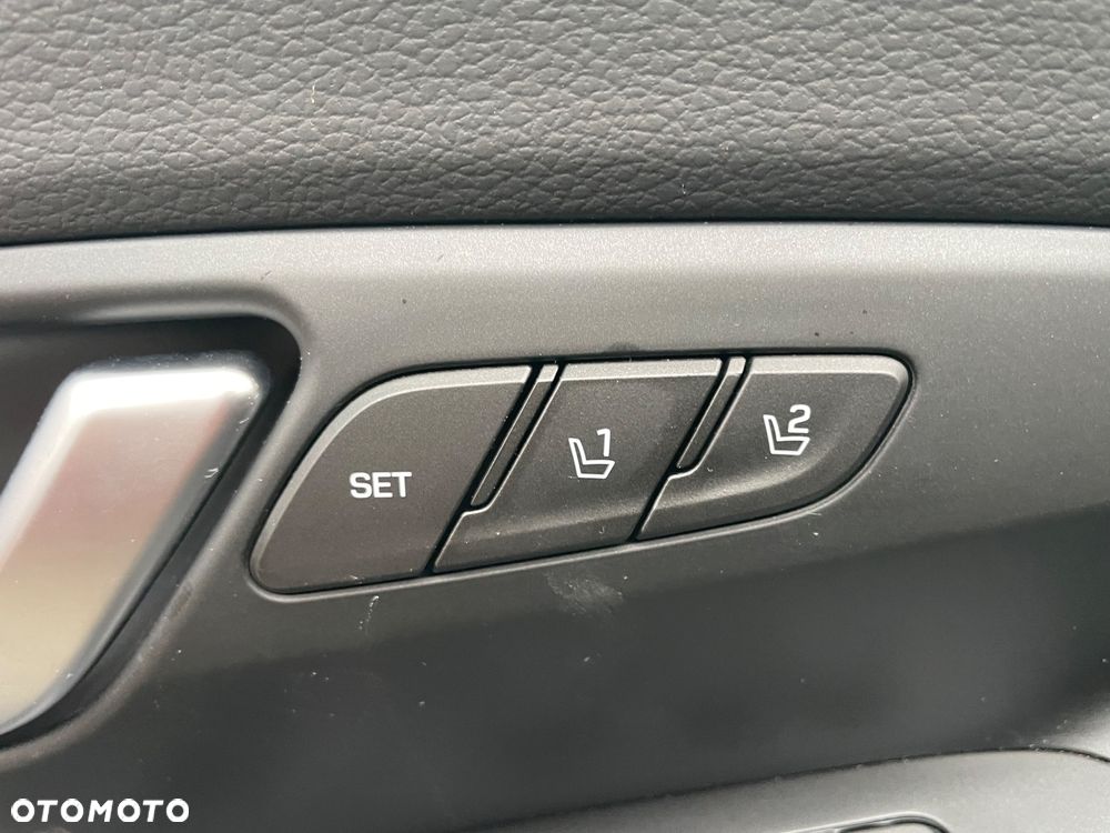 Hyundai i30 1.5 T-GDI 48V-Hybrid DCT N-Line - 16