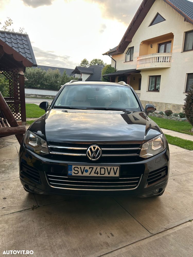 Volkswagen Touareg - 1