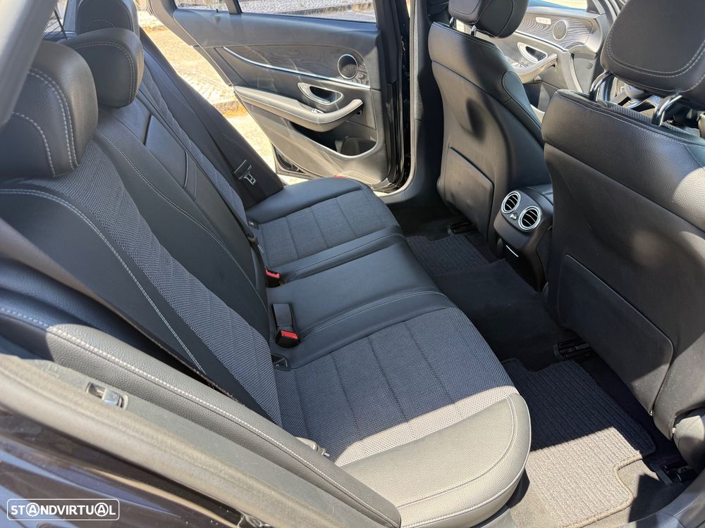 Mercedes-Benz E 220 d Avantgarde - 10