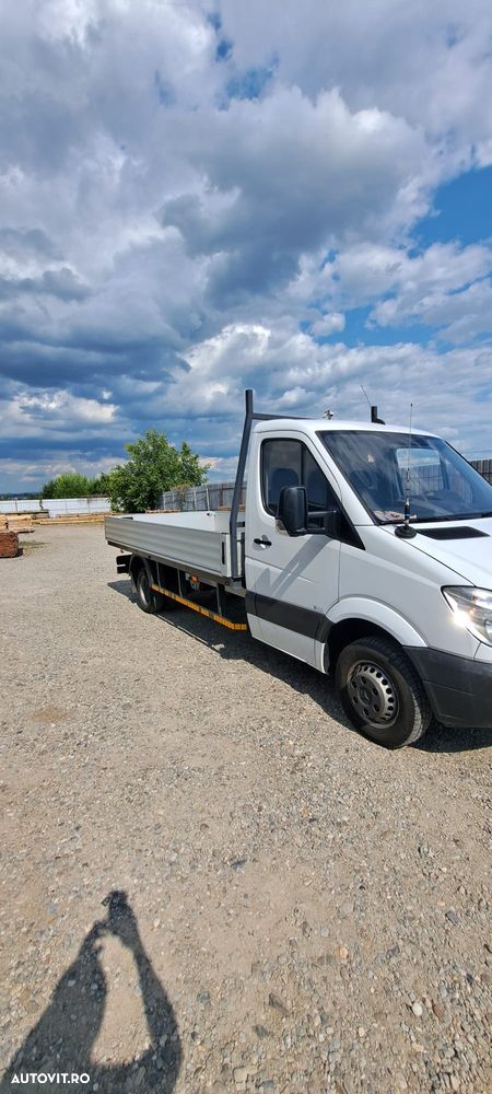 Mercedes-Benz Sprinter - 14