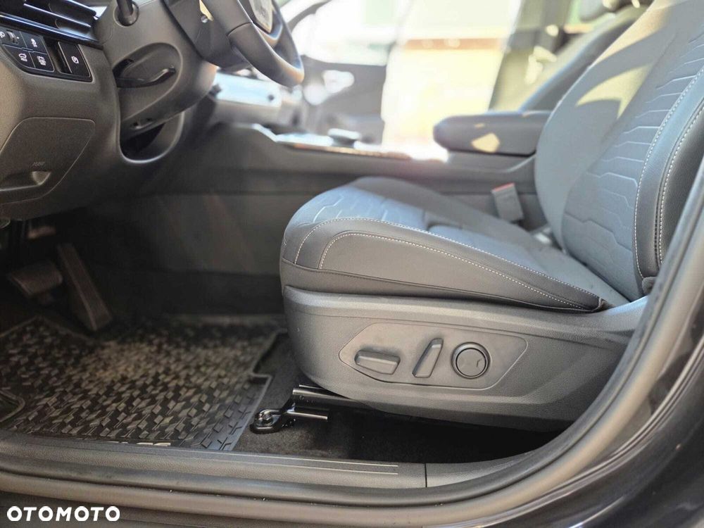 Kia Sportage - 13