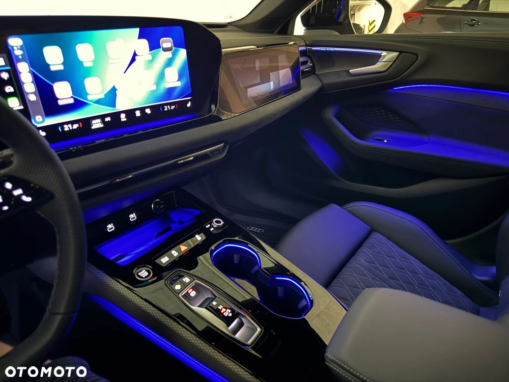 Audi A5 Avant TFSI Quattro S tronic - 29