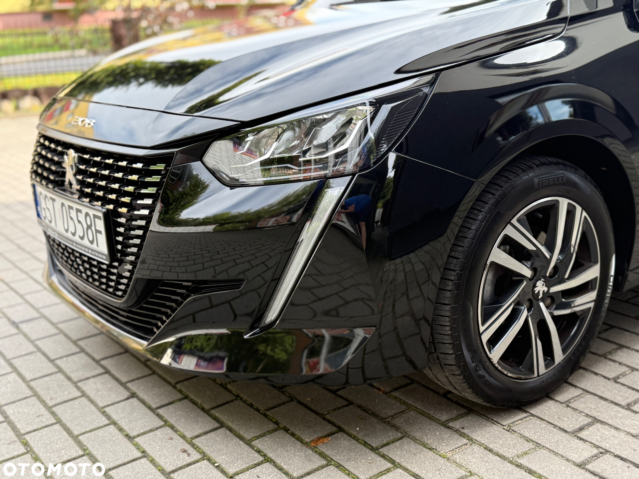 Peugeot 208 PureTech 100 EAT8 Allure Pack - 10