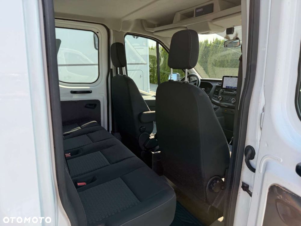 Ford Transit - 24