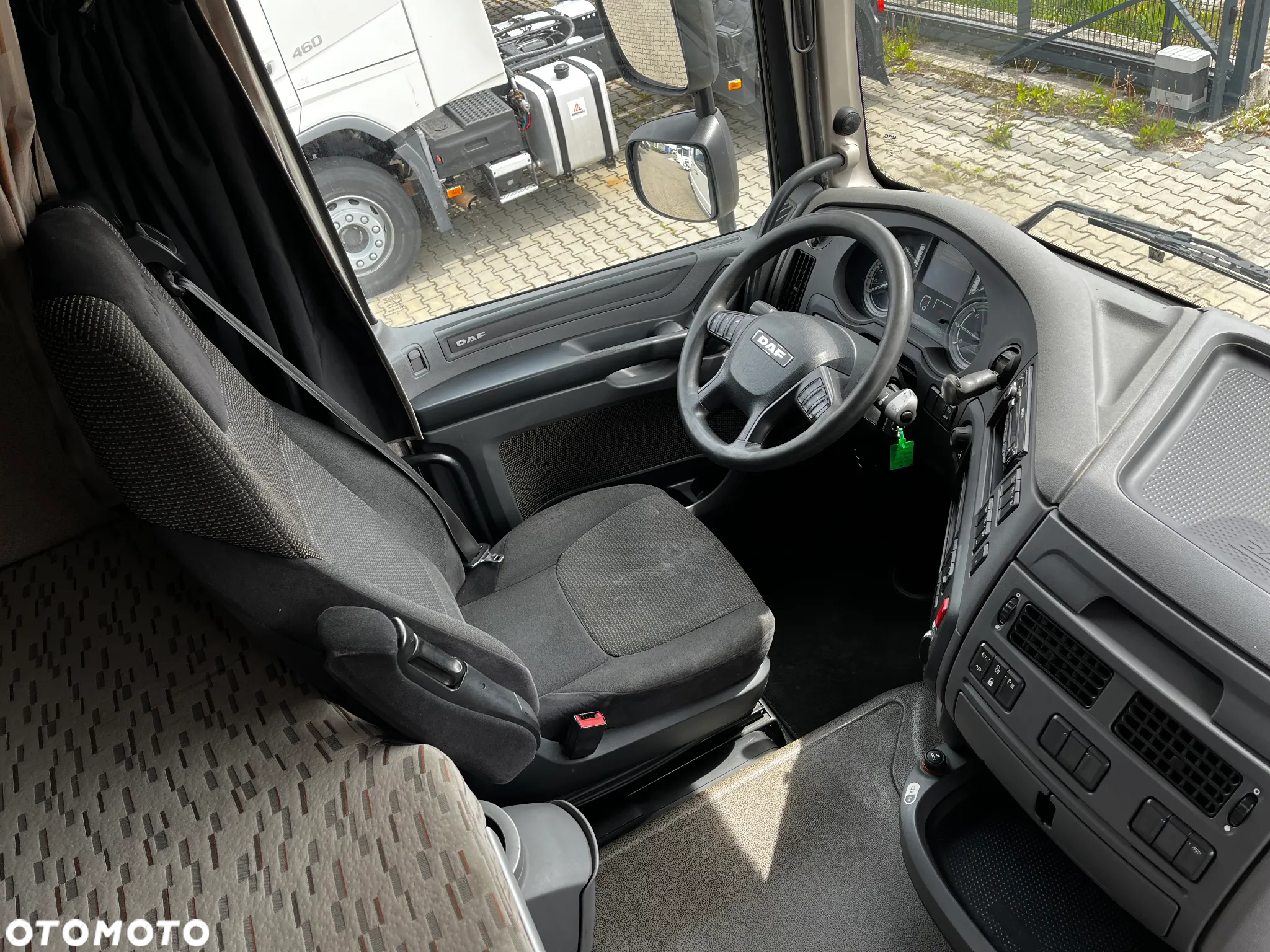 DAF XF - 8
