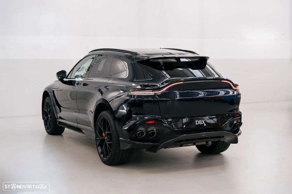 Aston Martin DBX 707 - 3