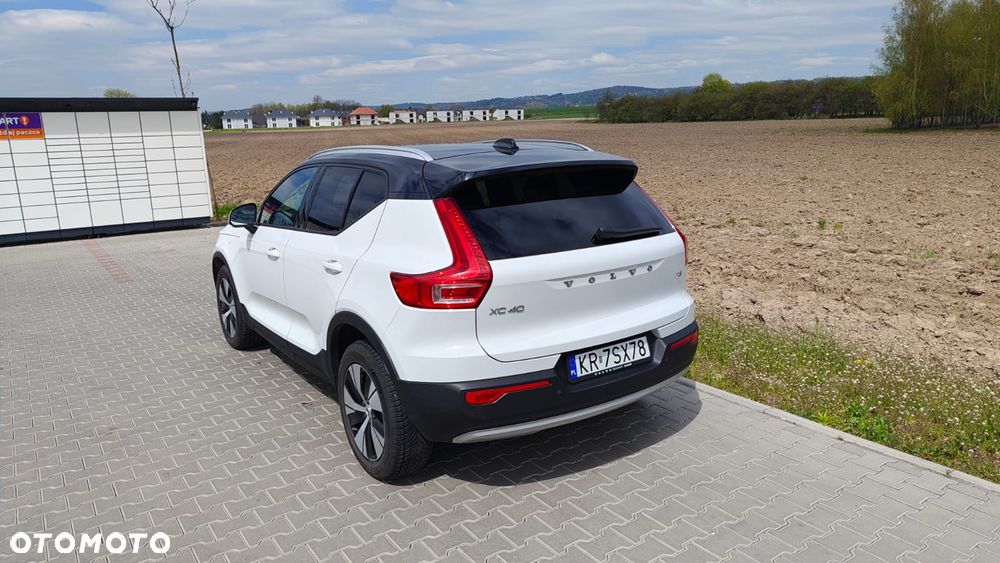 Volvo XC 40 T3 Momentum Pro - 8