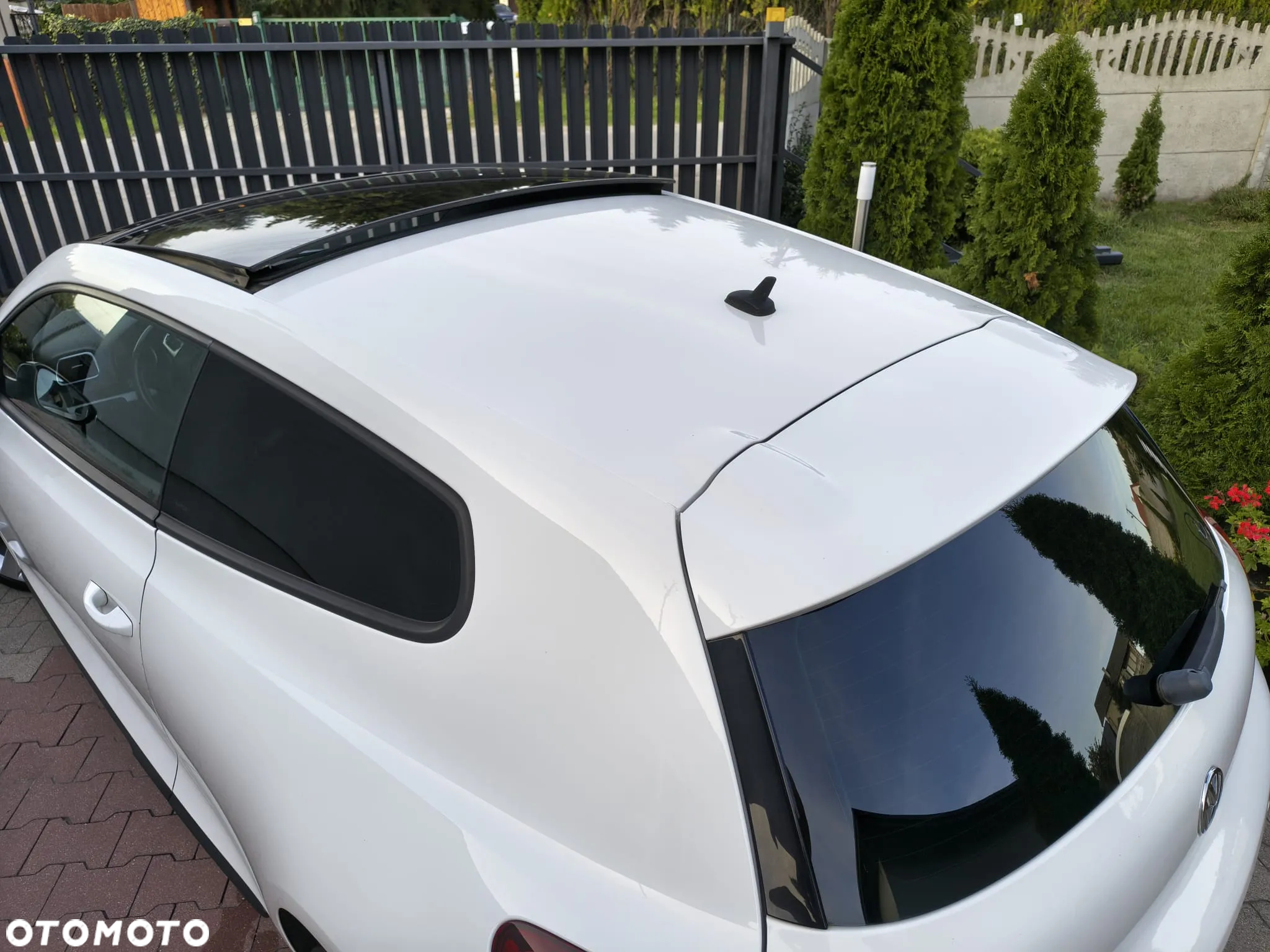 Volkswagen Scirocco 2.0 TDI DSG - 13