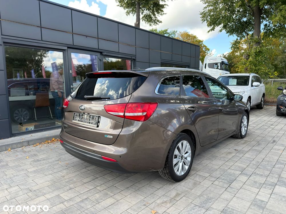 Kia Ceed 1.6 CRDi L - 6