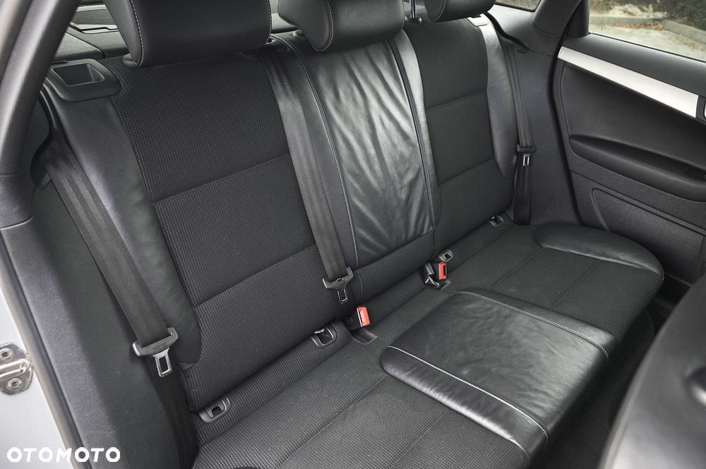 Audi A3 Sportback 1.4 TFSI S line Sportpaket - 31