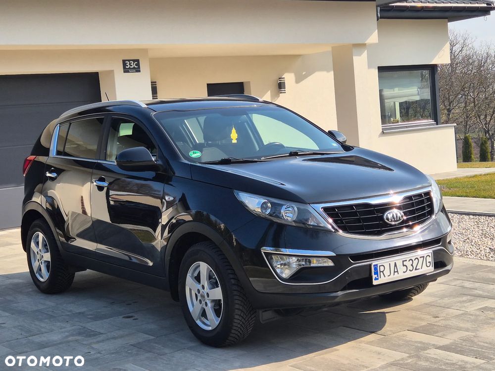 Kia Sportage 1.6 GDI 2WD ISG Attract - 2