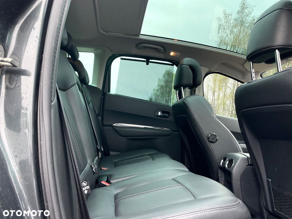 Peugeot 3008 HDi 150 Allure - 15