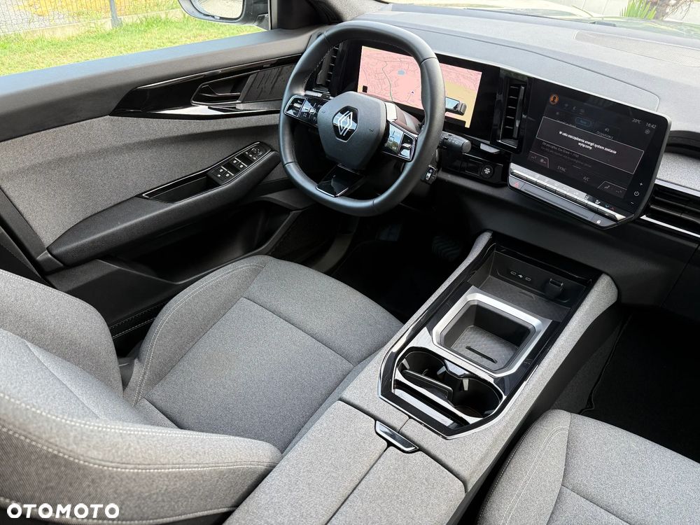 Renault Austral 1.2 E-Tech Full Hybrid 200 Evolution MMT - 11