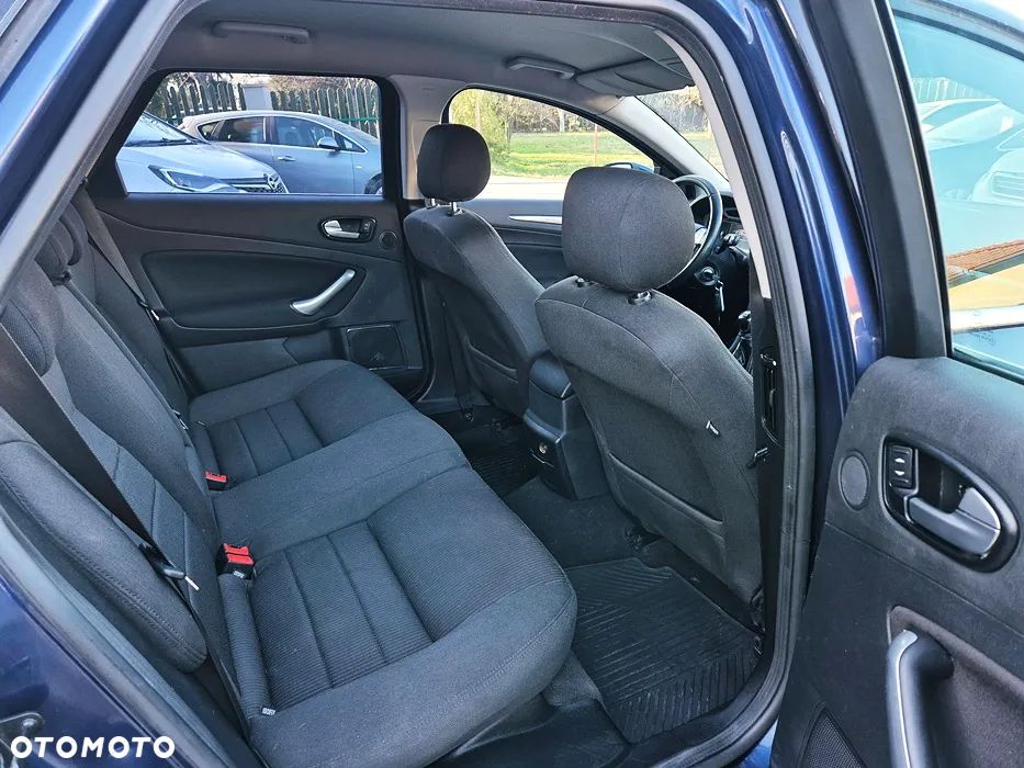 Ford Mondeo ver-2-0-ff-platinium-x-plus-titanium- - 33