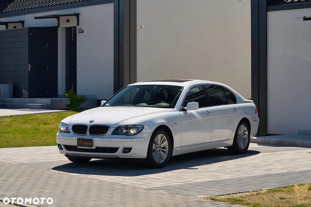 BMW Seria 7 750i L - 28