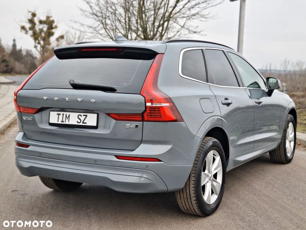 Volvo XC 60 B4 D AWD Geartronic Momentum Pro - 15