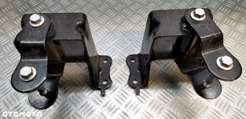 FORD TRANSIT MK8 UCHWYT MOCOWANIE RESORU - 1