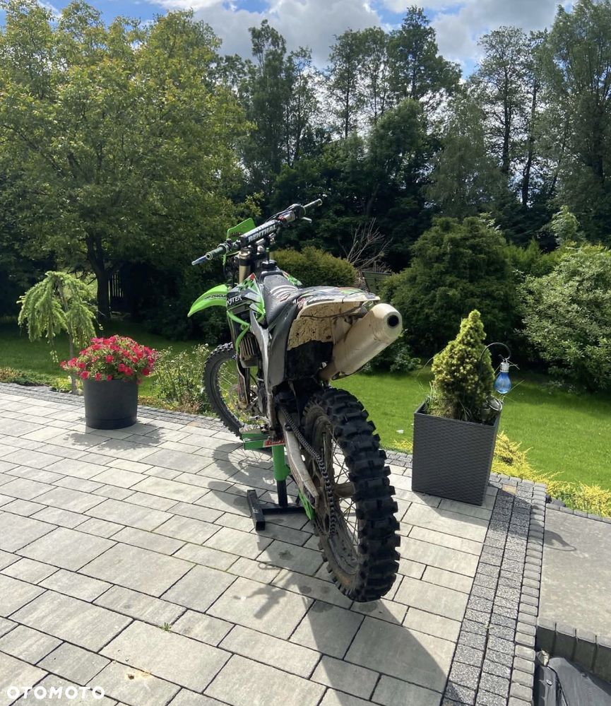 Kawasaki KX - 6