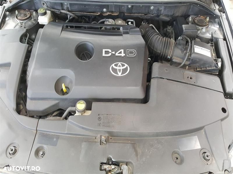 Bara spate Toyota Avensis 2007 Sedan 2.0 D - 10