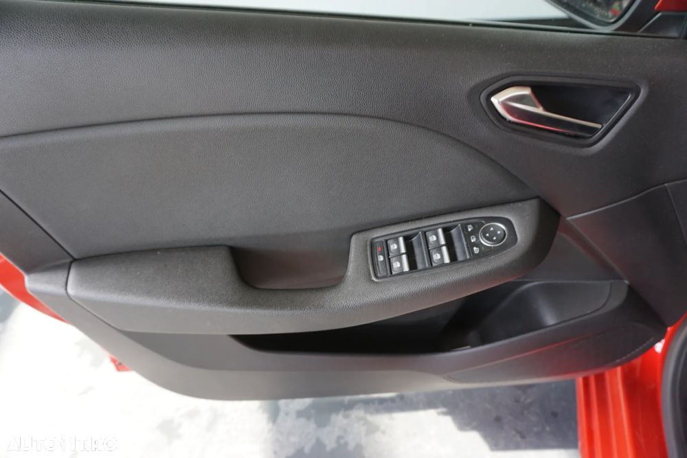 Renault Clio V E-Tech 145 Techno - 21