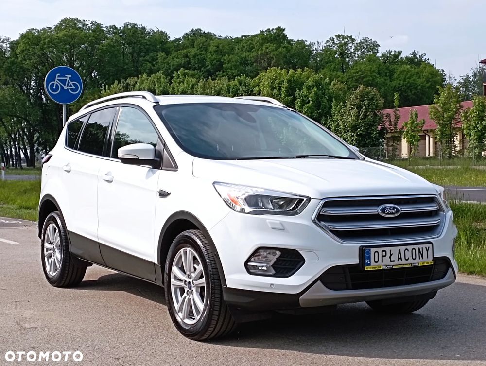 Ford Kuga - 12