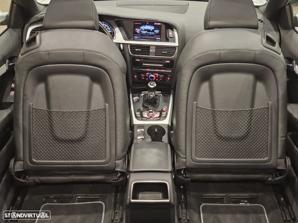 Audi A5 Cabrio 2.0 TDi quattro S-line - 30