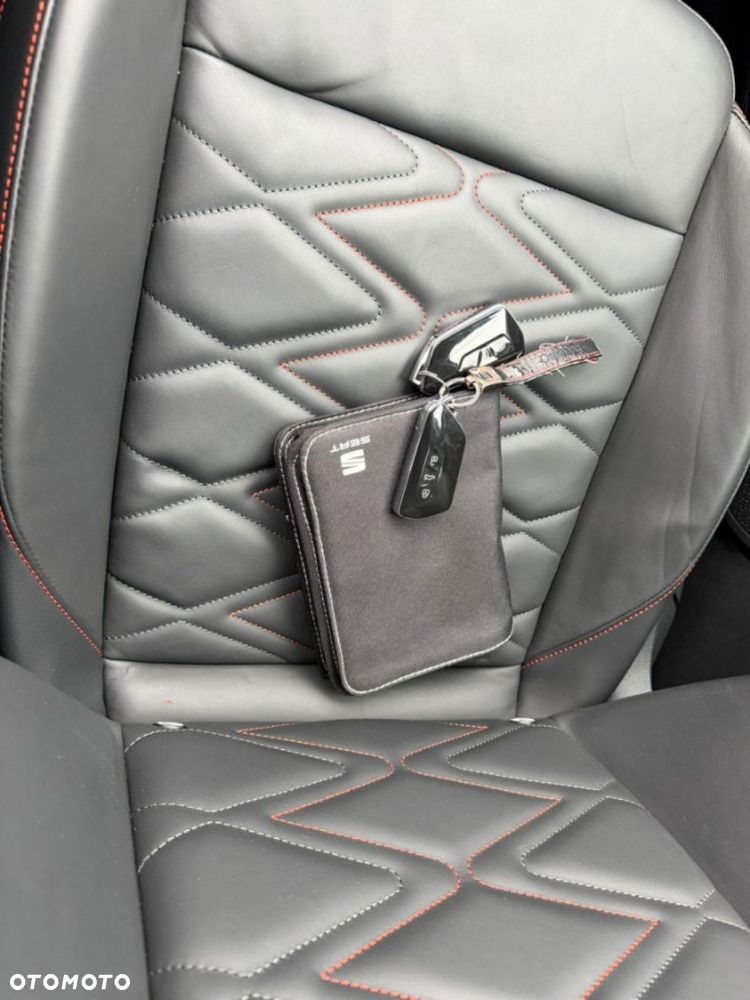 Seat Leon 2.0 TDI FR Black S&S - 28