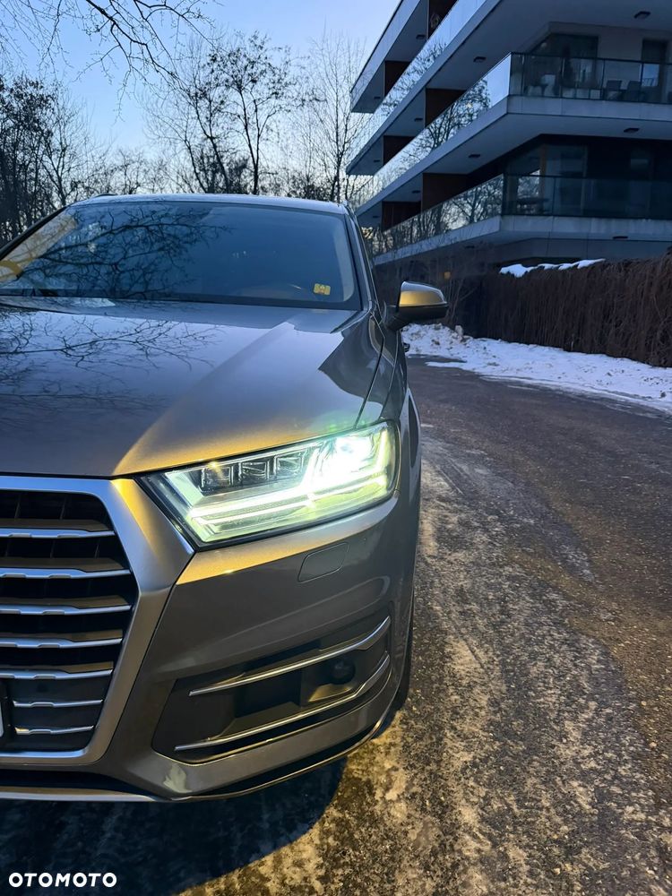Audi Q7 - 12