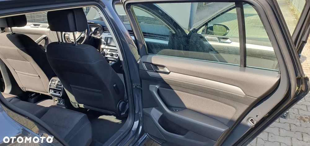 Volkswagen Passat 1.6 TDI (BlueMotion Technology) Comfortline - 5