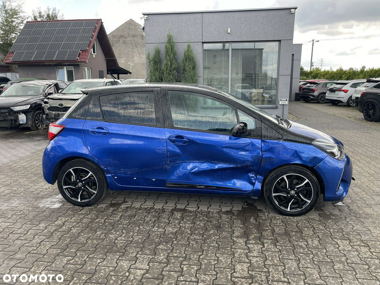 Toyota Yaris 1.5 Premium - 3