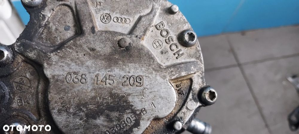 Pompa Vacum 038145209C - 3