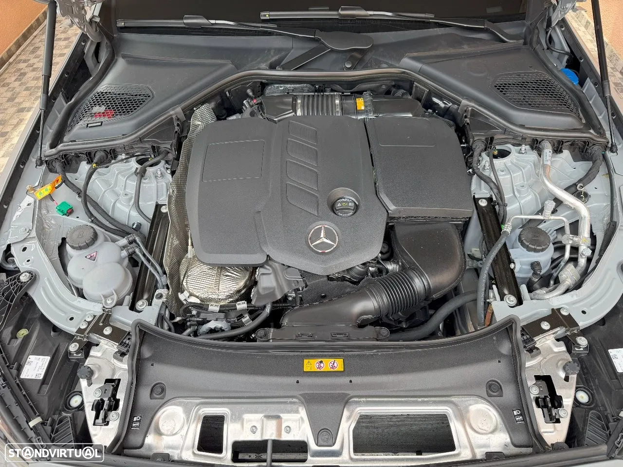 Mercedes-Benz E 300 de 4Matic All-Terrain - 22