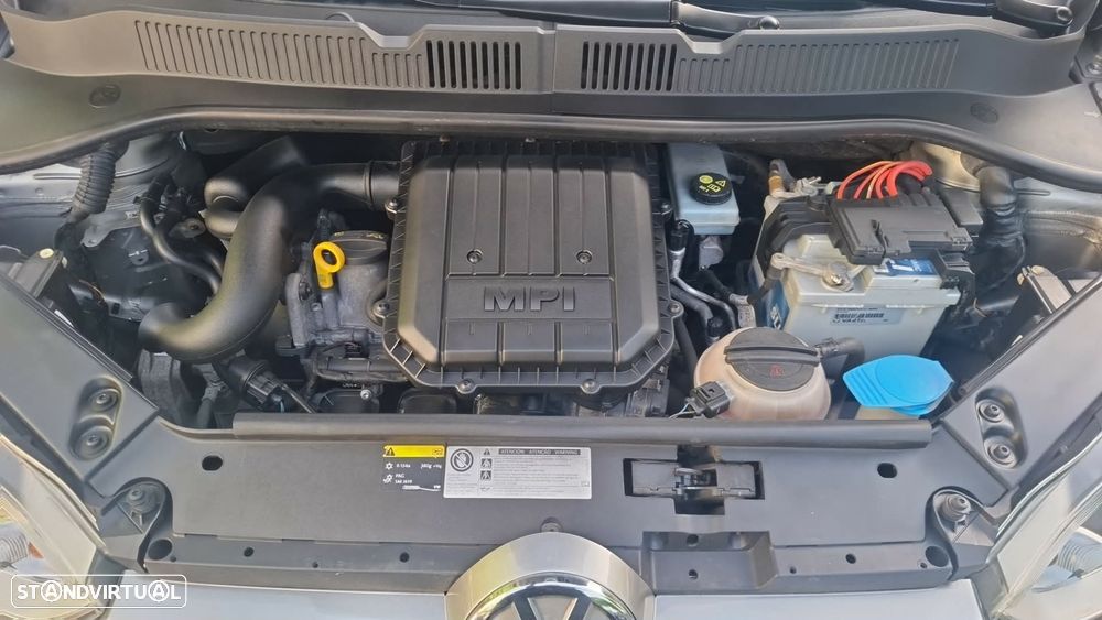 VW Up! 1.0 Move Auto - 18