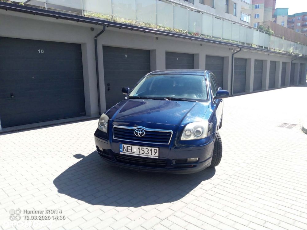 Toyota Avensis 2.2 D-4D Prestige - 1