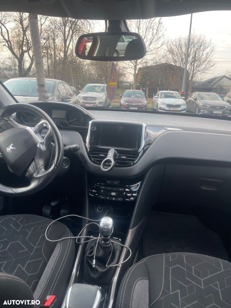 Peugeot 2008 1.6 BlueHDi FAP S&S Active - 9