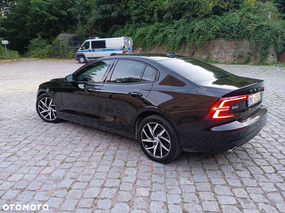 Volvo S60 T5 Momentum Pro - 6