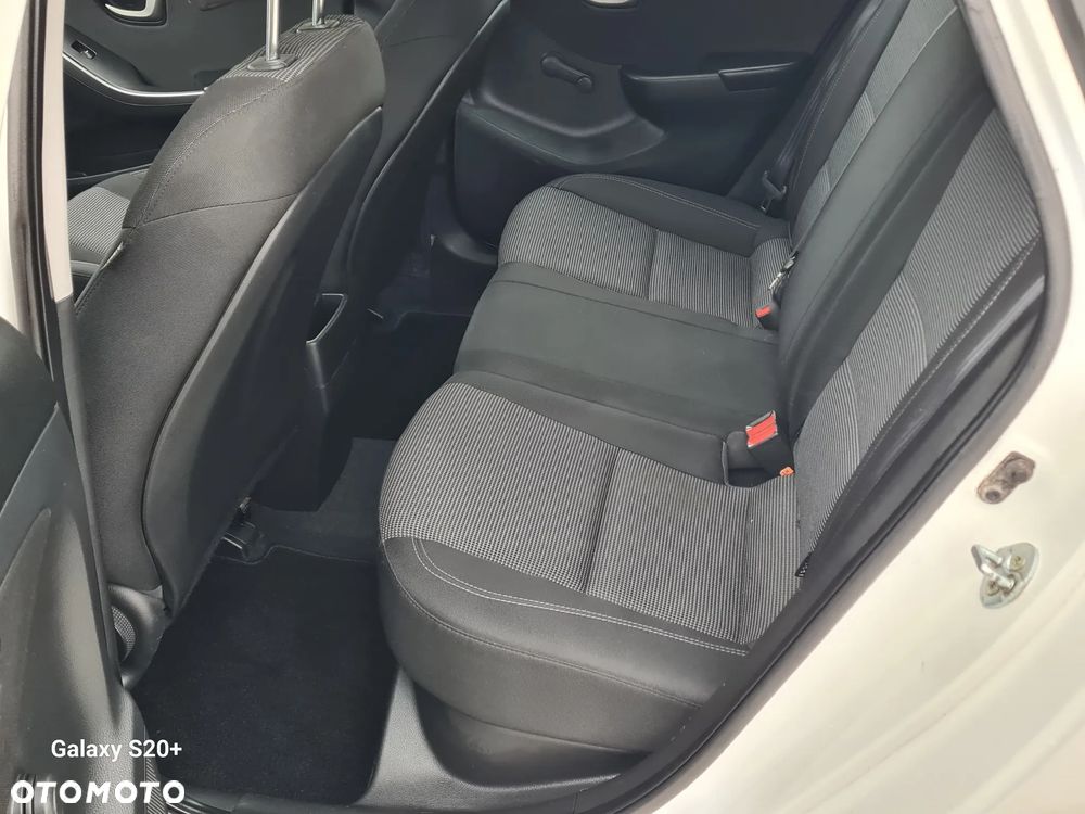 Hyundai i30 - 12